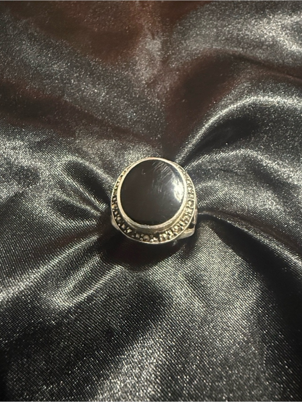 Vintage Polish Hallmarked 925 Sterling Silver Marcasite & Black Onyx Ring.